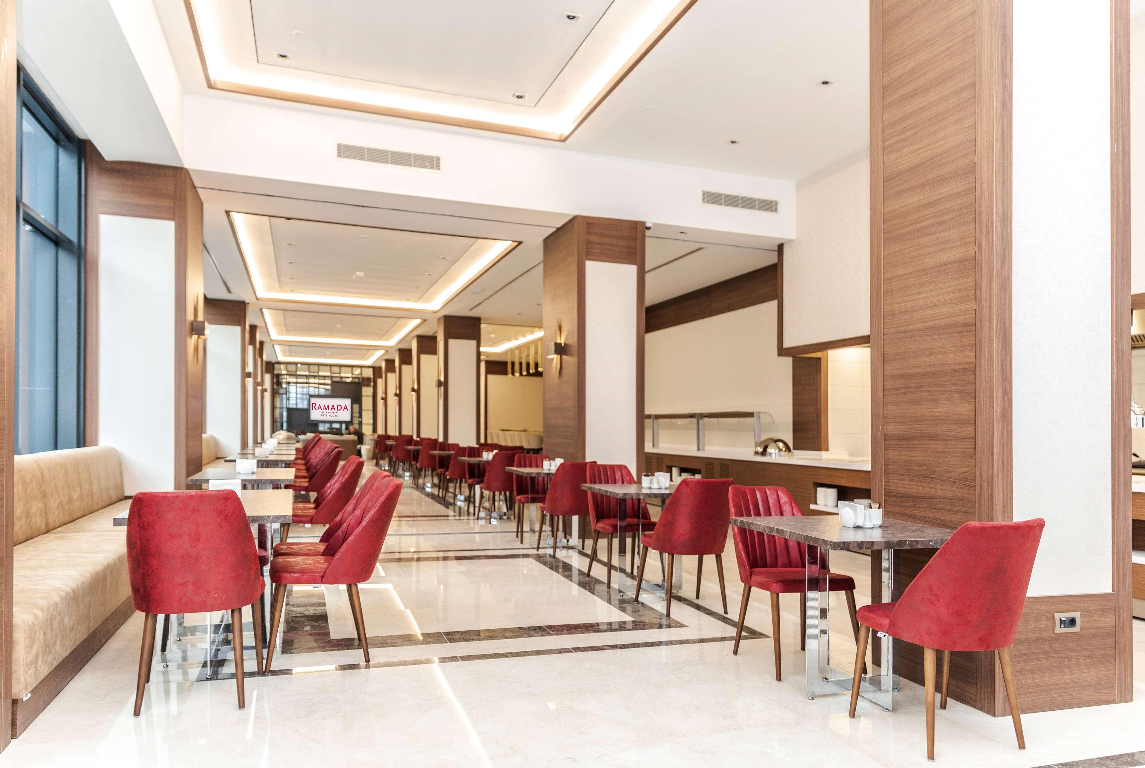 Ramada By Wyndham Beylikduzu Hotel Istanbul Bagian luar foto