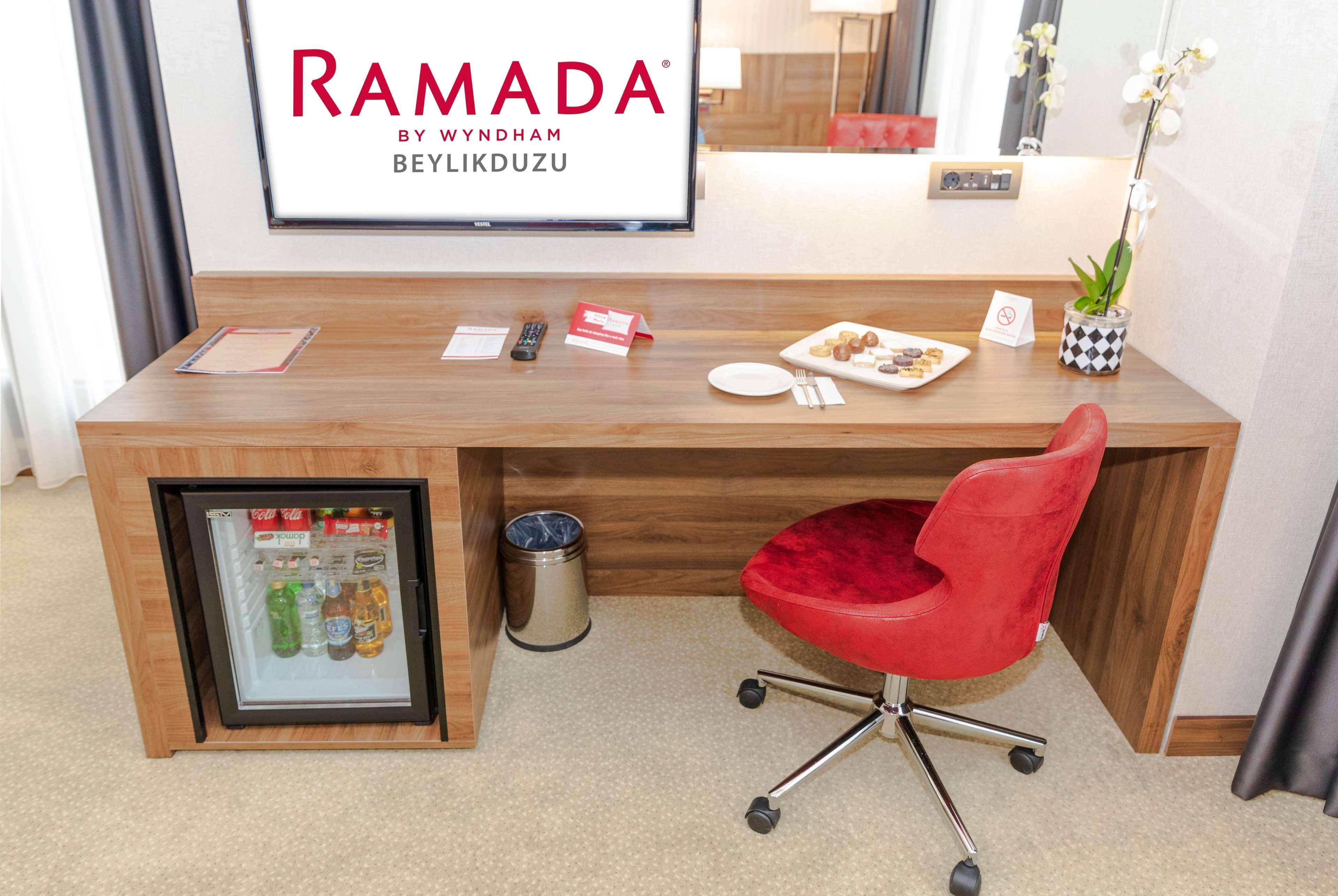 Ramada By Wyndham Beylikduzu Hotel Istanbul Bagian luar foto