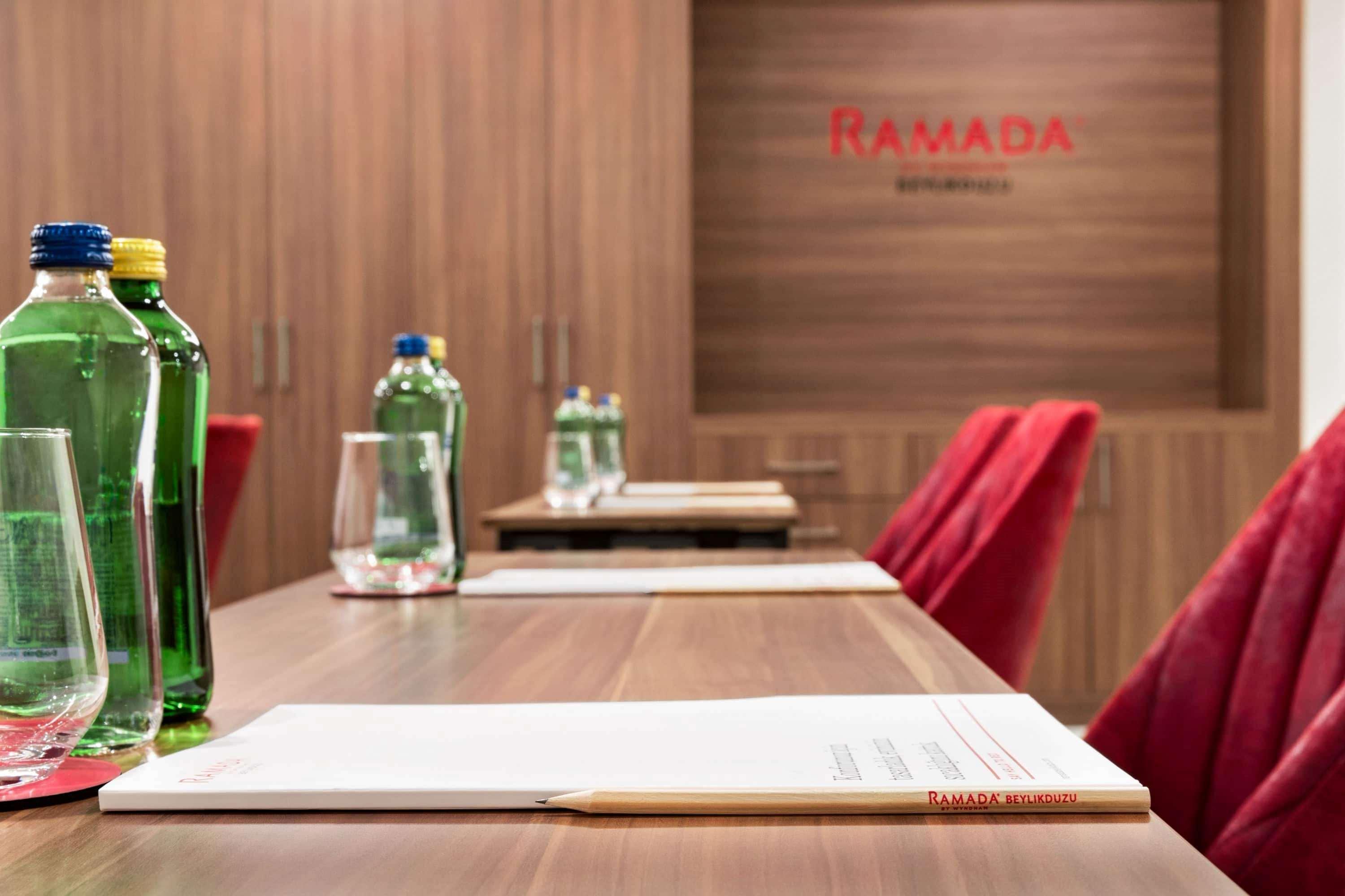 Ramada By Wyndham Beylikduzu Hotel Istanbul Bagian luar foto