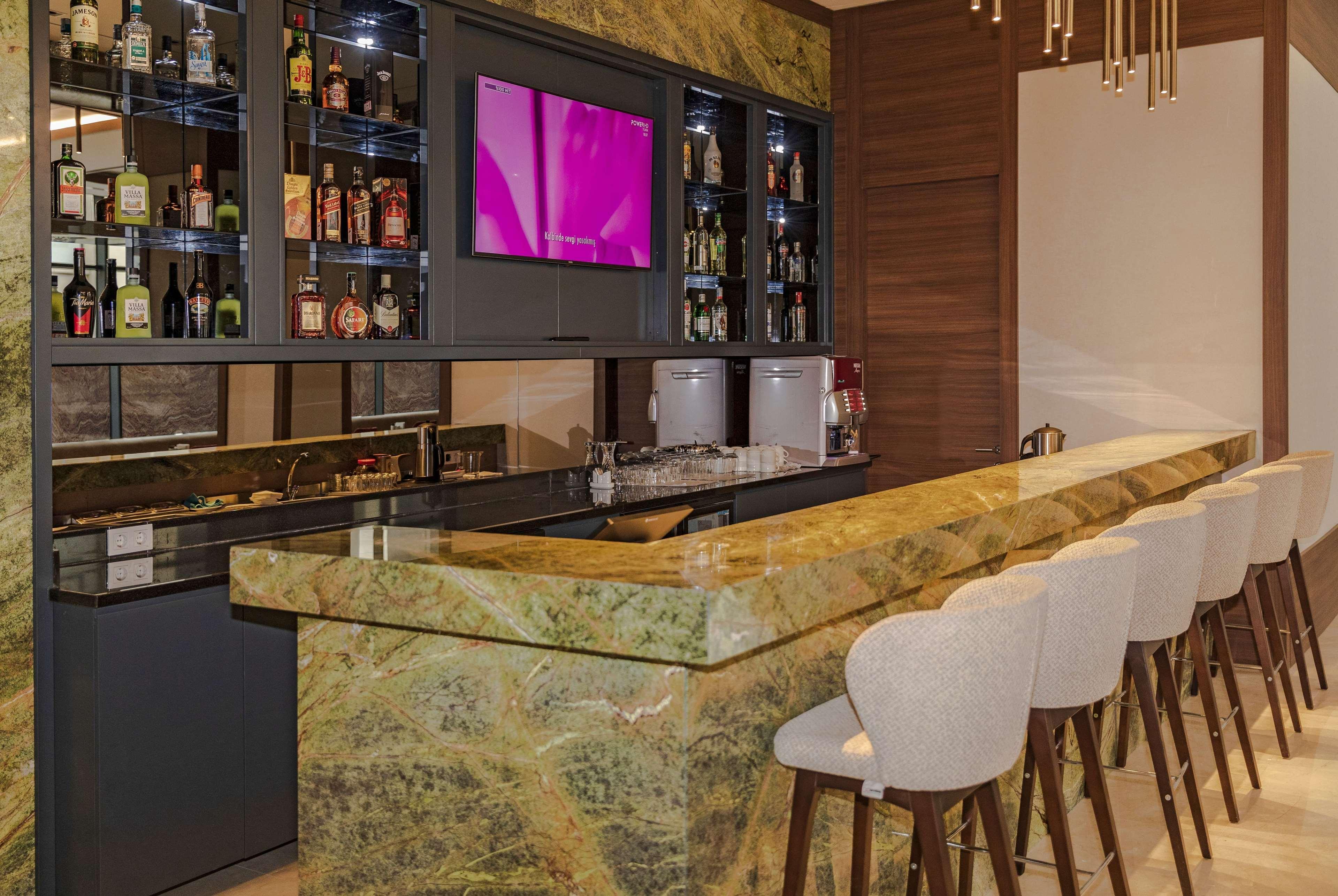 Ramada By Wyndham Beylikduzu Hotel Istanbul Bagian luar foto
